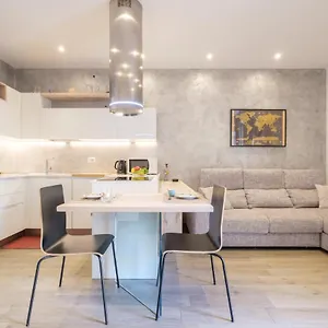 Cairoli 9 By Apartment Bologna